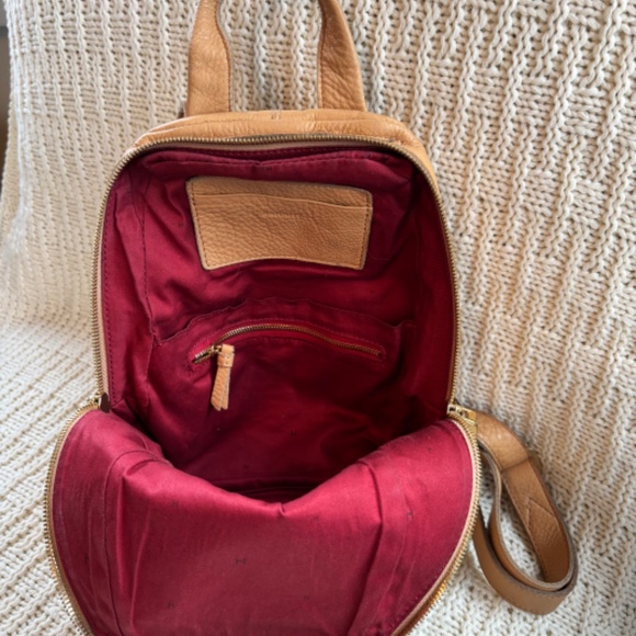 Hammitt Hunter Medium Backpack - Picture 2 of 3